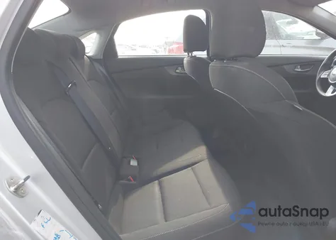 2020 Kia Forte Lxs z USA, uszkodzony, nr VIN 3KPF24AD2LE202220